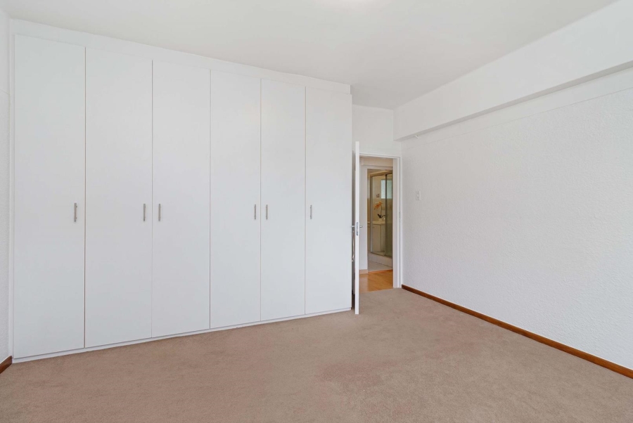 2 Bedroom Property for Sale in Oranjezicht Western Cape